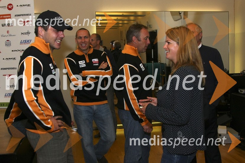 Mitja Dragšič, Mitja Valenčič, alpska smučarja in Špela Pretnar, novinarka POP TV-jaSlovenska smučarska reprezentanca - predstavitev za sezono 2008/09