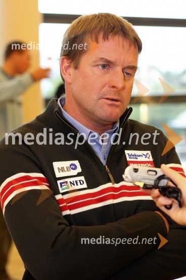 Matjaž Šarabon, direktor alpskih reprezentancSlovenska smučarska reprezentanca - predstavitev za sezono 2008/09