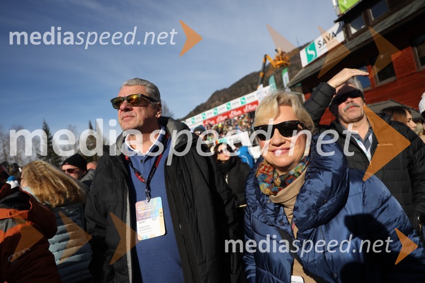  Aleš Radelj;  Sabrina Pečelin, vodja odnosov z javnostmi pri Porsche Slovenija d.o.o.Zlata lisica 2020 VIP druženje, nedelja