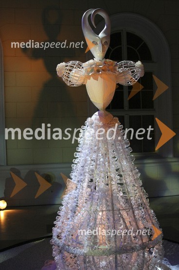 Kreacija Alana Hranitelja
 
Alan Hranitelj- Razstava kreacij