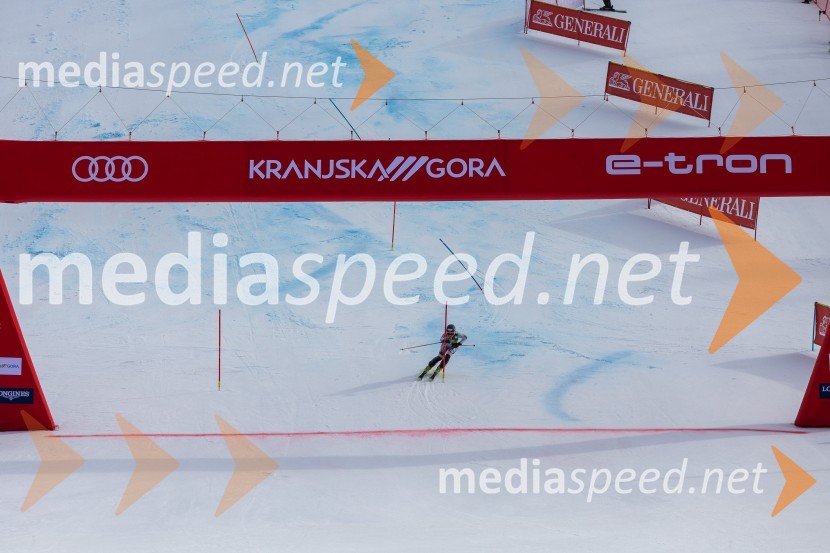 Velika zmaga Petre Vlhove, Zlata lisica 2020, nedelja