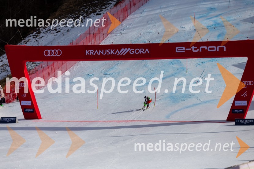 Velika zmaga Petre Vlhove, Zlata lisica 2020, nedelja