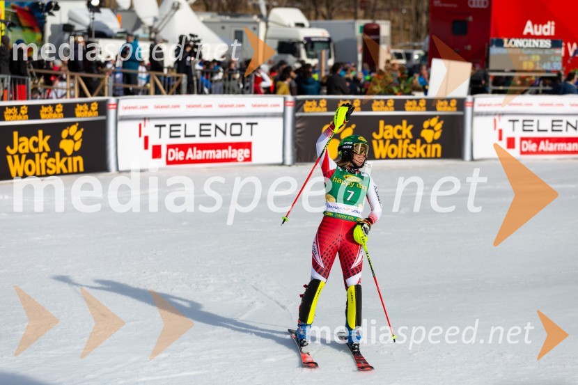 Velika zmaga Petre Vlhove, Zlata lisica 2020, nedelja