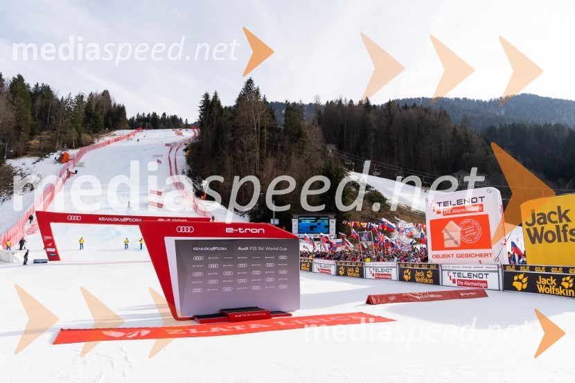 Velika zmaga Petre Vlhove, Zlata lisica 2020, nedelja