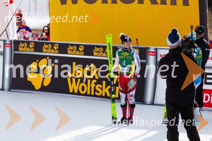 Velika zmaga Petre Vlhove, Zlata lisica 2020, nedelja