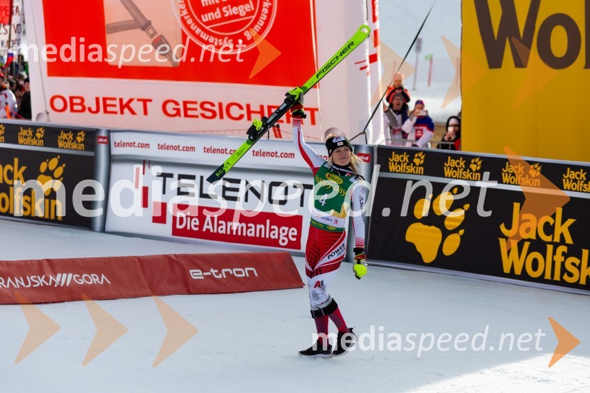 Velika zmaga Petre Vlhove, Zlata lisica 2020, nedelja