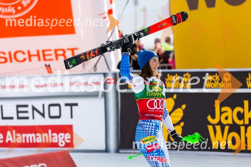 Velika zmaga Petre Vlhove, Zlata lisica 2020, nedelja