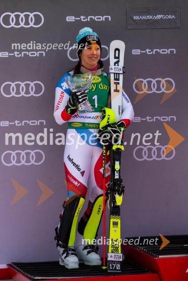 Velika zmaga Petre Vlhove, Zlata lisica 2020, nedelja