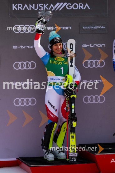 Velika zmaga Petre Vlhove, Zlata lisica 2020, nedelja