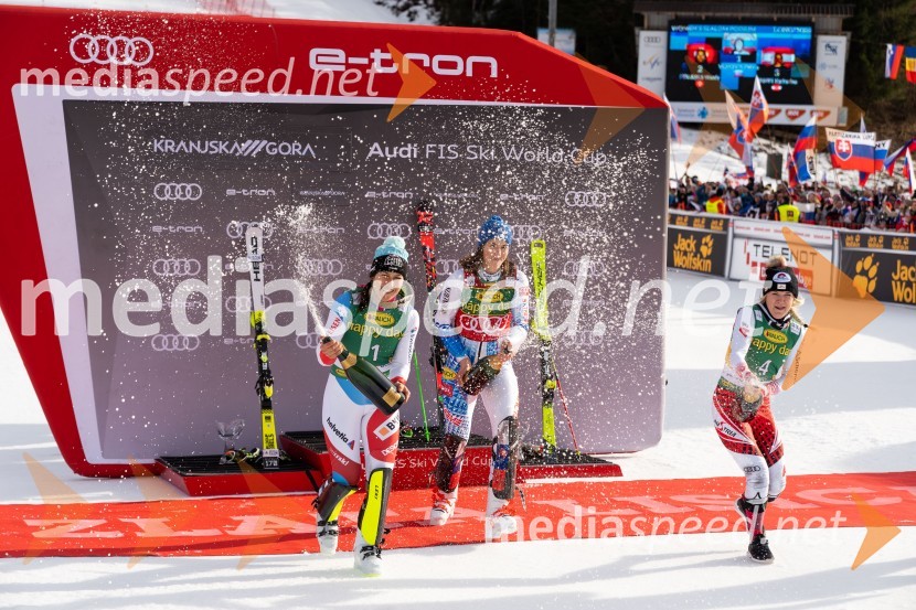 Velika zmaga Petre Vlhove, Zlata lisica 2020, nedelja