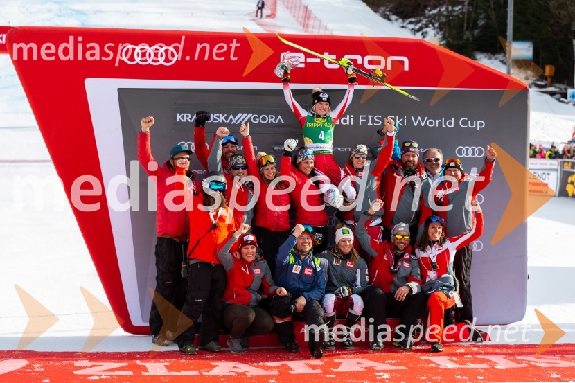 Velika zmaga Petre Vlhove, Zlata lisica 2020, nedelja