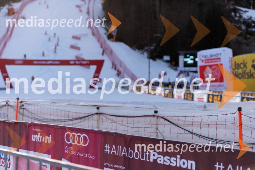 Velika zmaga Petre Vlhove, Zlata lisica 2020, nedelja