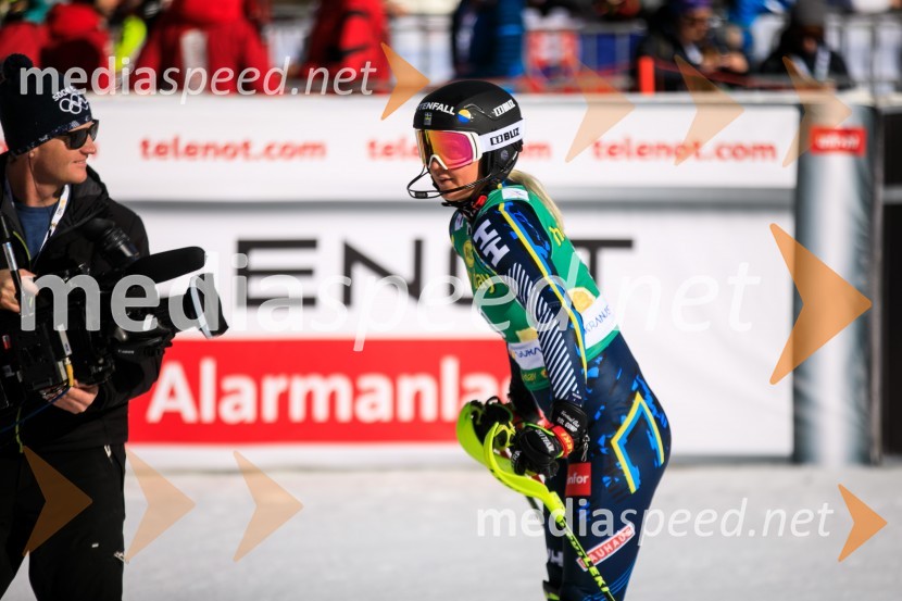 Velika zmaga Petre Vlhove, Zlata lisica 2020, nedelja