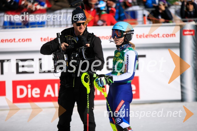 Velika zmaga Petre Vlhove, Zlata lisica 2020, nedelja