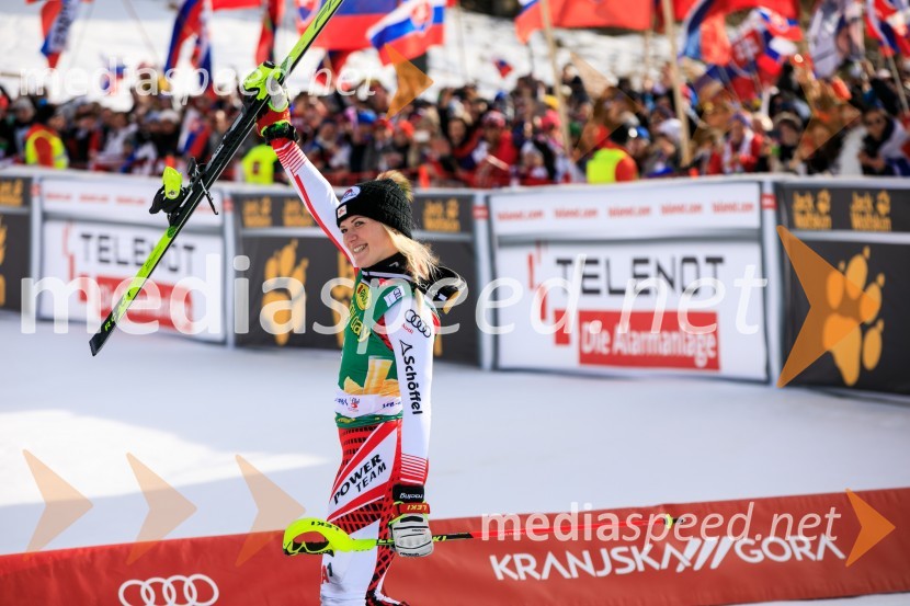 Velika zmaga Petre Vlhove, Zlata lisica 2020, nedelja