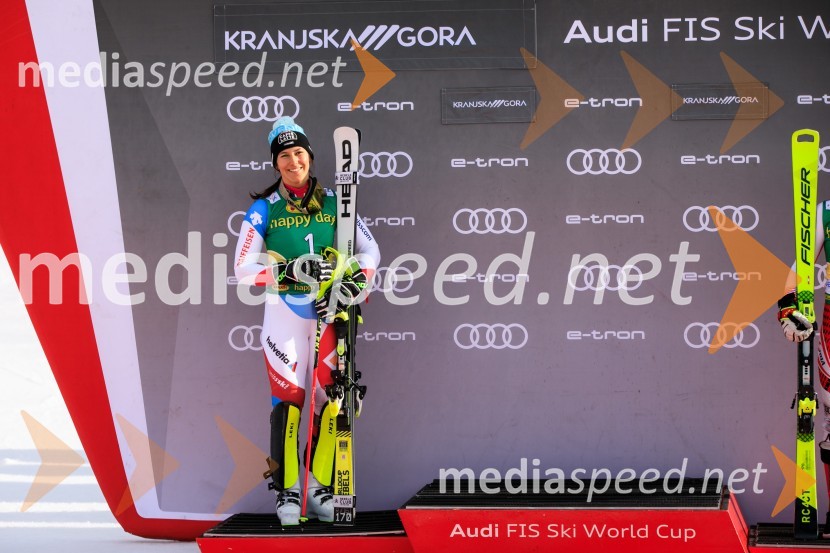 Velika zmaga Petre Vlhove, Zlata lisica 2020, nedelja