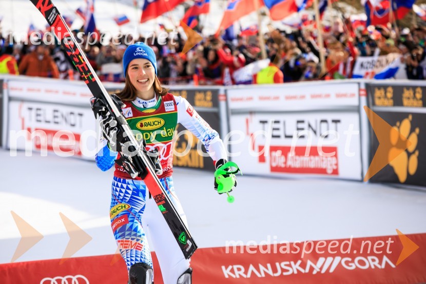 Velika zmaga Petre Vlhove, Zlata lisica 2020, nedelja