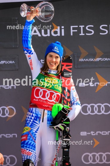 Velika zmaga Petre Vlhove, Zlata lisica 2020, nedelja