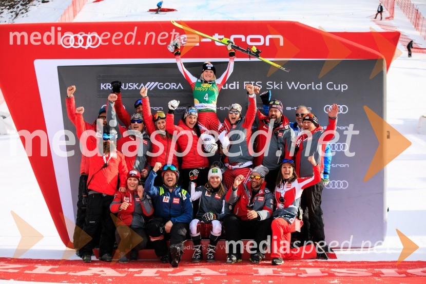 Velika zmaga Petre Vlhove, Zlata lisica 2020, nedelja