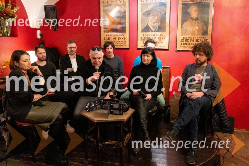  Anja Rupel, pevka;  Zoran Predin, glasbenik;  Mateja Mirt, fotografinja;  Janez Dovč, glasbenikLačni Franz, predstavitev albuma