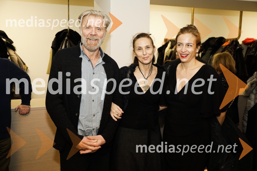  Brane  Završan, igralec;  Lučka Počkaj, igralka;  Barbara Medvešček, igralkaOčiščenje, premiera drame SLG Celje