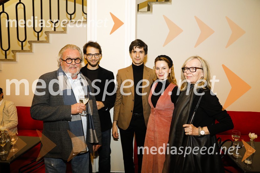  Ranko Novak, oblikovalec;  ... ;  Luka Mesec, poslanec, koordinator Levice;  Manca G. Renko, zgodovinarka in publicistka;  ... Očiščenje, premiera drame SLG Celje