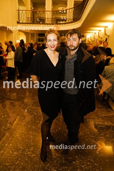  Barbara Medvešček, igralka;  Andrej Murenc, igralecOčiščenje, premiera drame SLG Celje