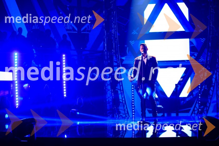  Simon Vadnjal, novinar in glasbenikEMA 2020, zmagovalka je Ana Soklič