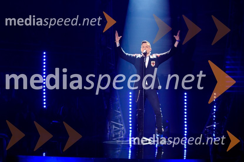  Simon Vadnjal, novinar in glasbenikEMA 2020, zmagovalka je Ana Soklič