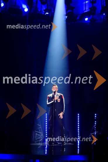  Simon Vadnjal, novinar in glasbenikEMA 2020, zmagovalka je Ana Soklič