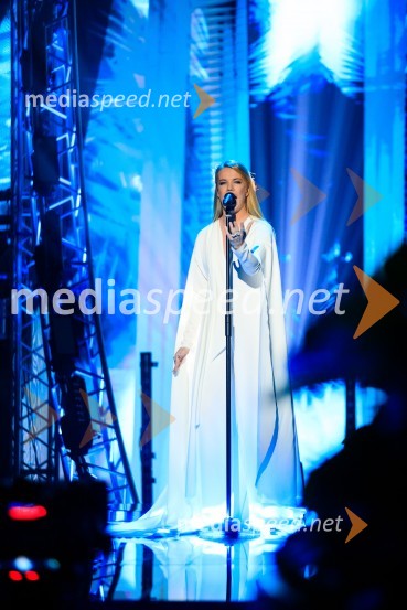  Ana Soklič, pevkaEMA 2020, zmagovalka je Ana Soklič