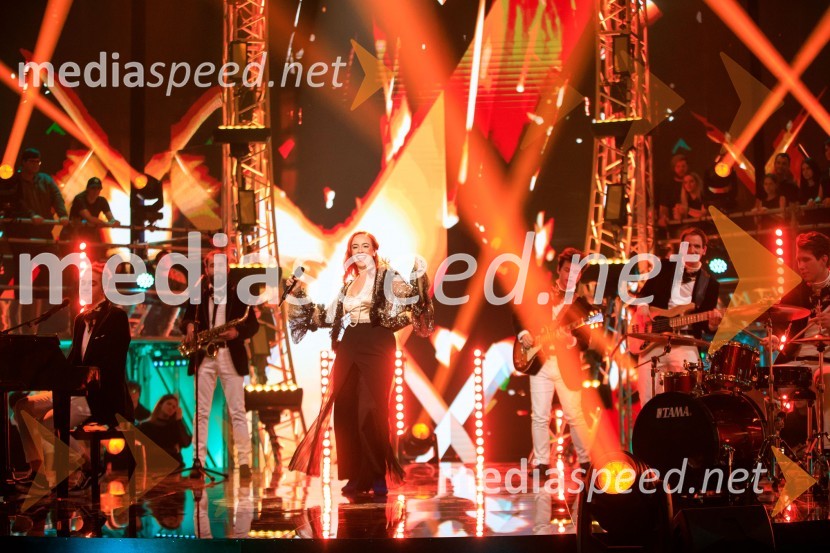  Veronika Steiner, pevkaEMA 2020, zmagovalka je Ana Soklič