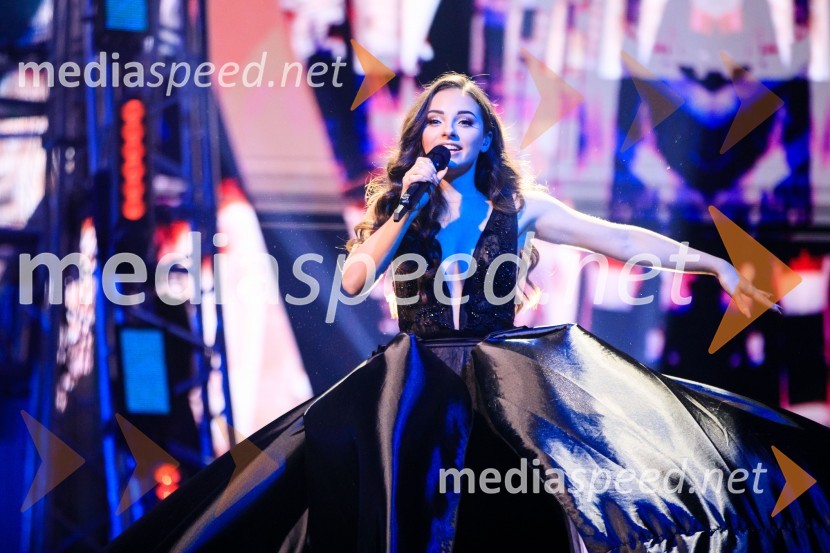  Klara Jazbec, pevkaEMA 2020, zmagovalka je Ana Soklič