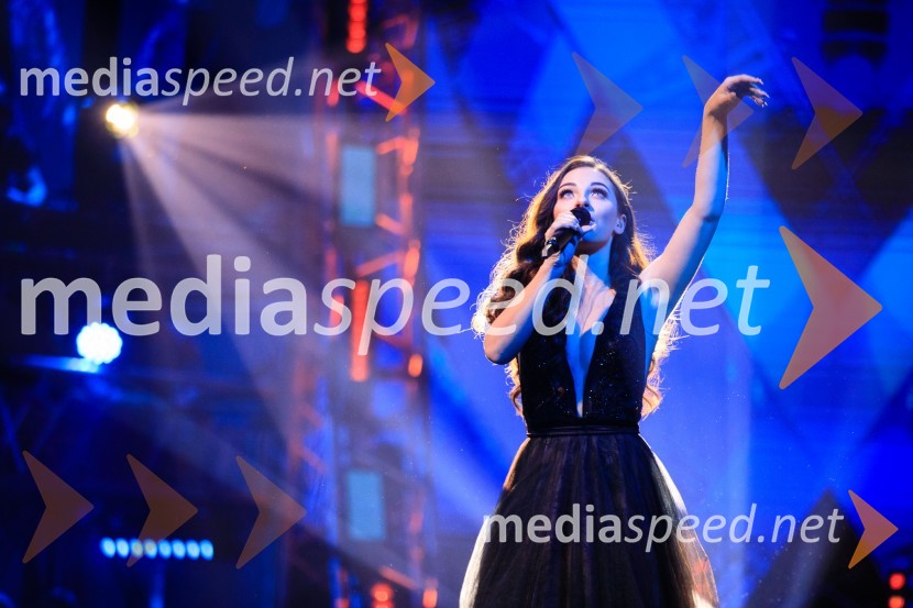  Klara Jazbec, pevkaEMA 2020, zmagovalka je Ana Soklič