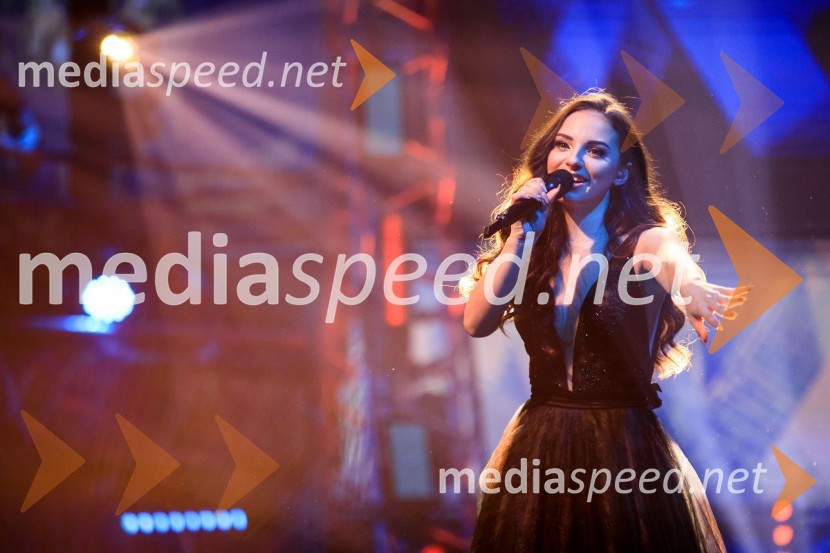  Klara Jazbec, pevkaEMA 2020, zmagovalka je Ana Soklič