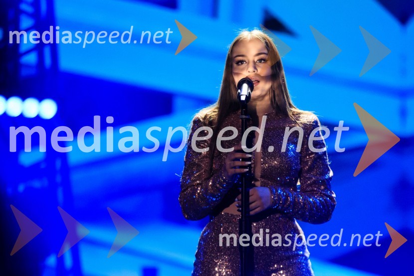  Lina Kuduzović, pevkaEMA 2020, zmagovalka je Ana Soklič