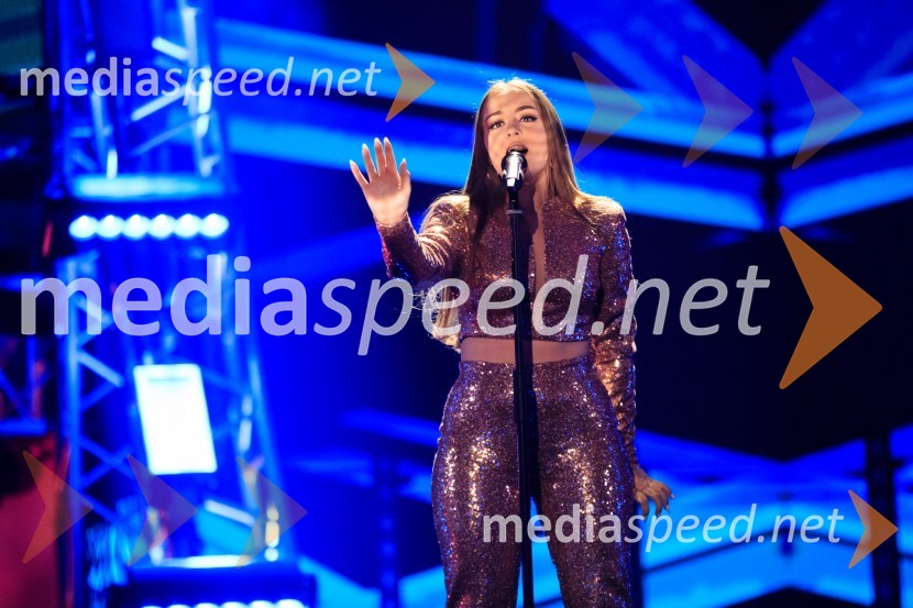  Lina Kuduzović, pevkaEMA 2020, zmagovalka je Ana Soklič