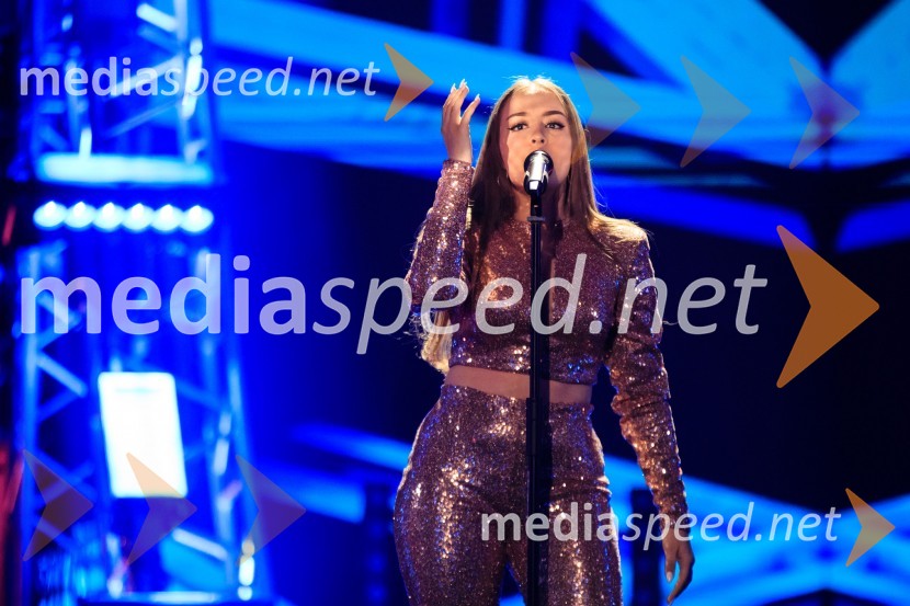  Lina Kuduzović, pevkaEMA 2020, zmagovalka je Ana Soklič