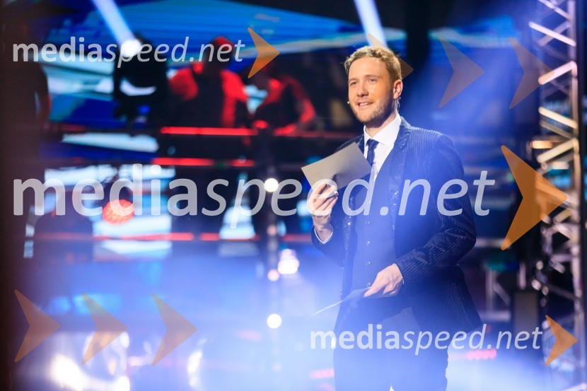  Klemen Slakonja, igralec, komik in TV voditeljEMA 2020, zmagovalka je Ana Soklič