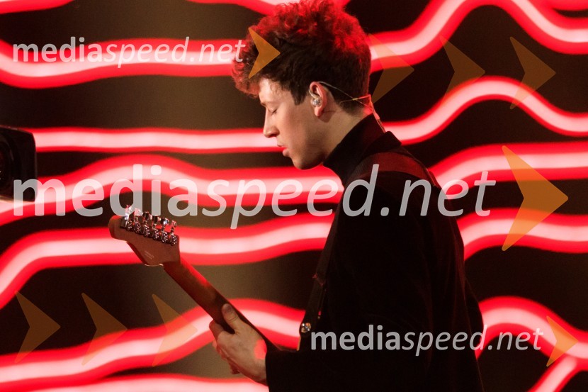  Gašper  Šantl, glasbenikEMA 2020, zmagovalka je Ana Soklič