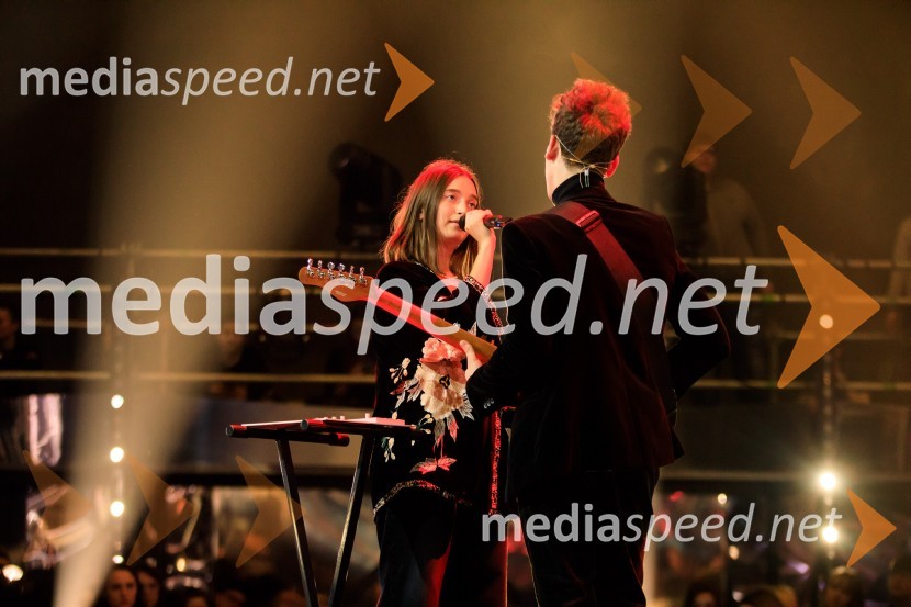  Zala Kralj, glasbenica;  Gašper  Šantl, glasbenikEMA 2020, zmagovalka je Ana Soklič