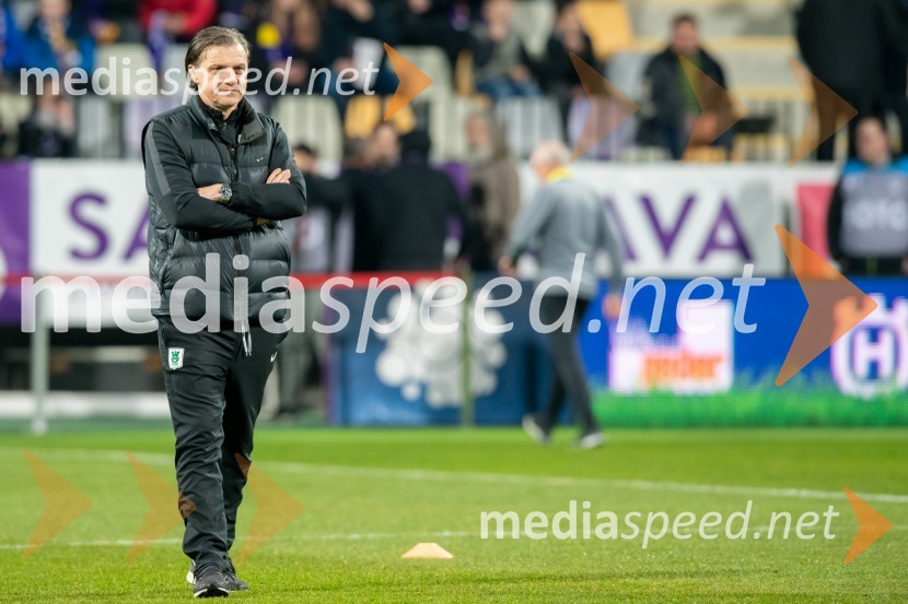  Safet Hadžić, trener NK OlimpijaNK Maribor : NK Olimpija, prvi derbi v 2020