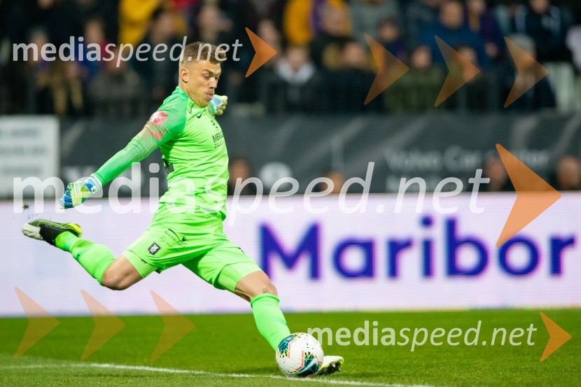  Nejc  Vidmar, vratar, NK OlimpijaNK Maribor : NK Olimpija, prvi derbi v 2020