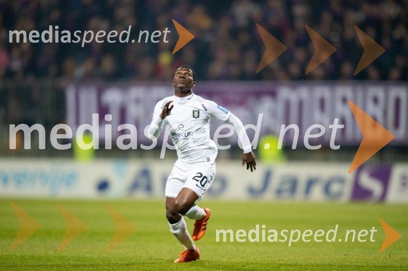  Eric Boakye, nogometaš, NK OlimpijaNK Maribor : NK Olimpija, prvi derbi v 2020