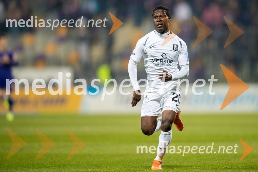  Eric Boakye, nogometaš, NK OlimpijaNK Maribor : NK Olimpija, prvi derbi v 2020