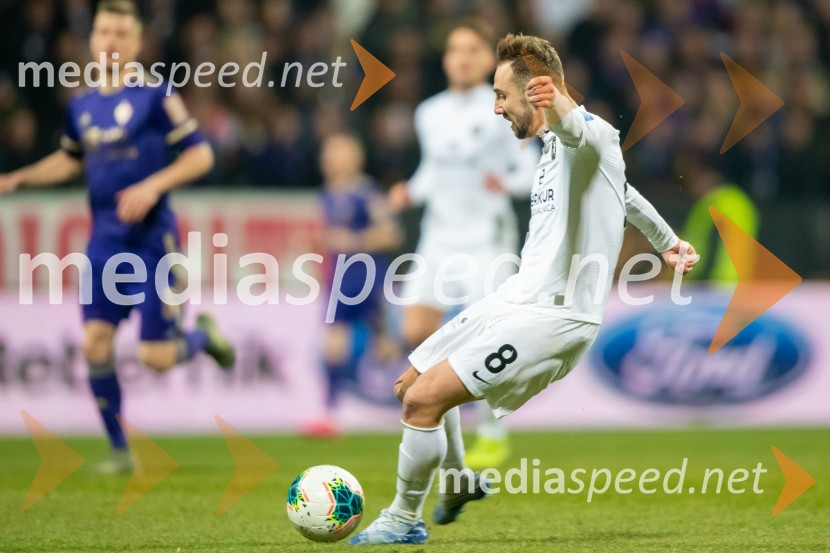  Endri Cekici, nogometaš, NK OlimpijaNK Maribor : NK Olimpija, prvi derbi v 2020