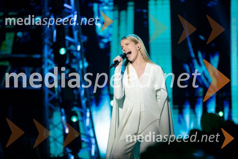  Ana Soklič, pevkaEMA 2020, zmagovalka je Ana Soklič