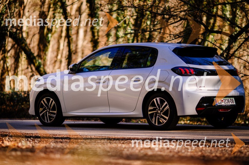 Peugeot 208 ALLURE 1.2 PureTech 100 ST