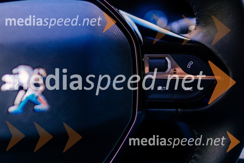 Peugeot 208 ALLURE 1.2 PureTech 100 ST