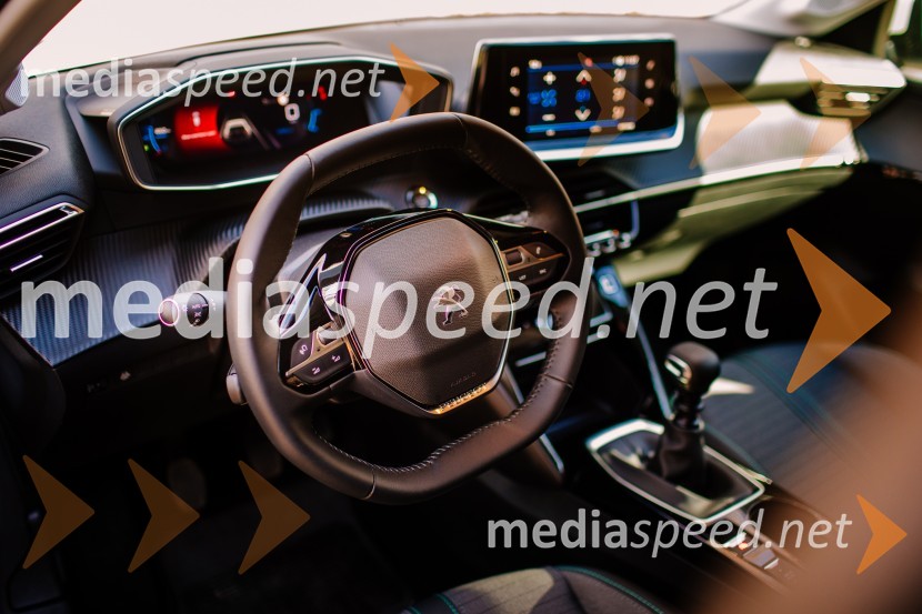 Peugeot 208 ALLURE 1.2 PureTech 100 ST